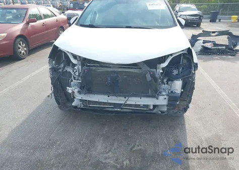 2016 Toyota Rav4 Se из США, поврежденный, VIN JTMNFREVXGJ078772